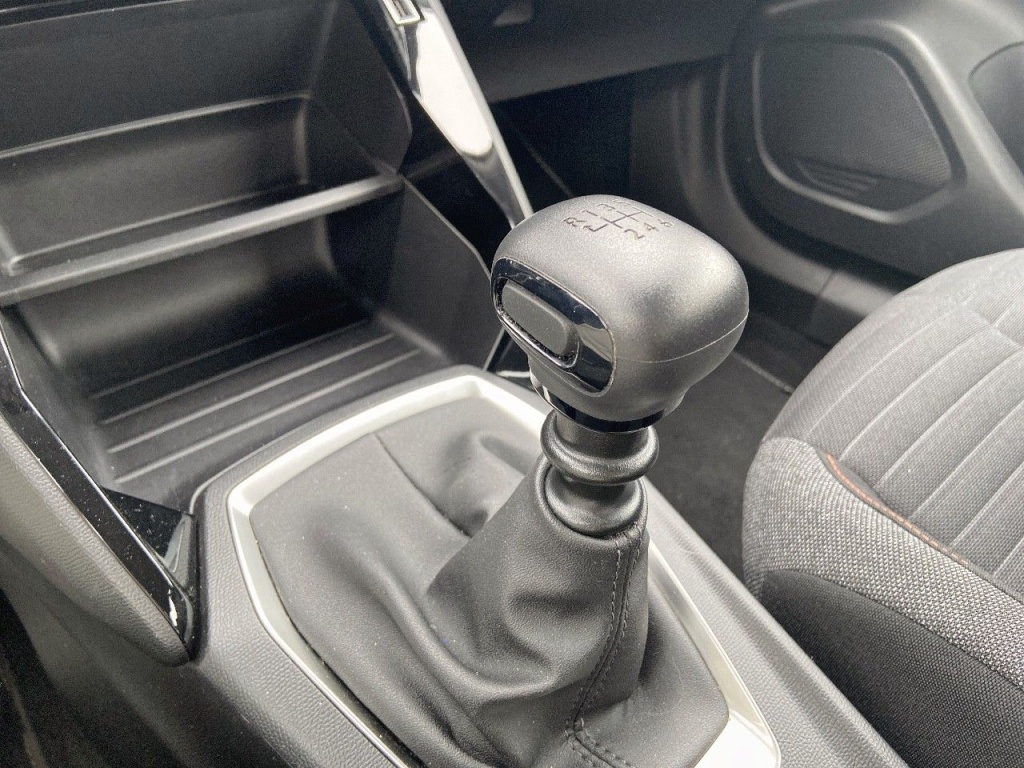 PEUGEOT 2008 1.2 PURETECH 130CH S&S ACTIVE - ref: 2-716402 - Photo 6
