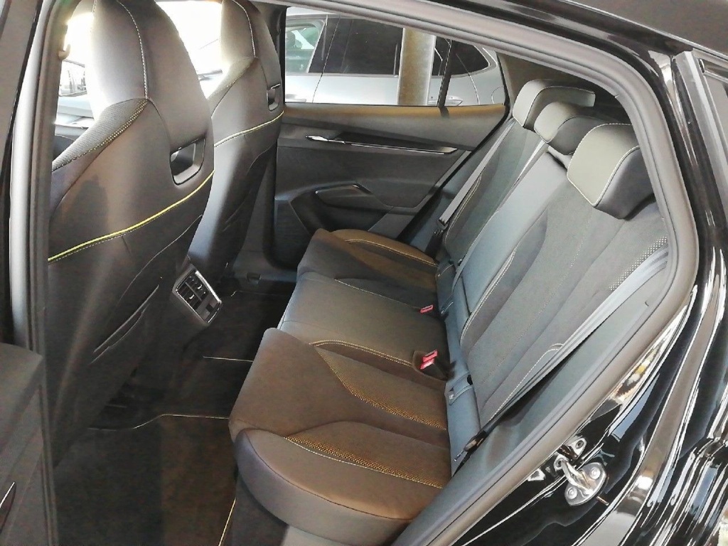 SKODA Enyaq COUPE BEV 300CH RS BVA 4X4 - ref: 2-722399 - Photo 8