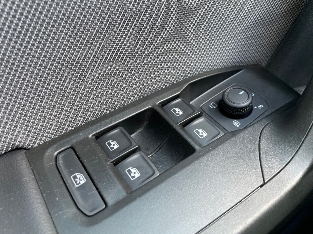 SEAT LEON IV 1.5 ETSI 150CH BVA7 SPECIALE EDITION - ref: 2-724703 - Photo 18