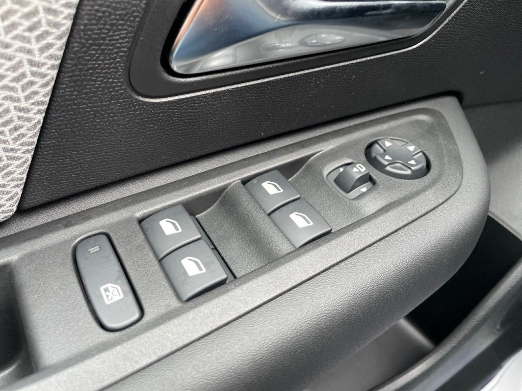 CITROEN C4 1.2 PURETECH 130CH S&S EAT8 MAX - ref: 2-729655 - Photo 18