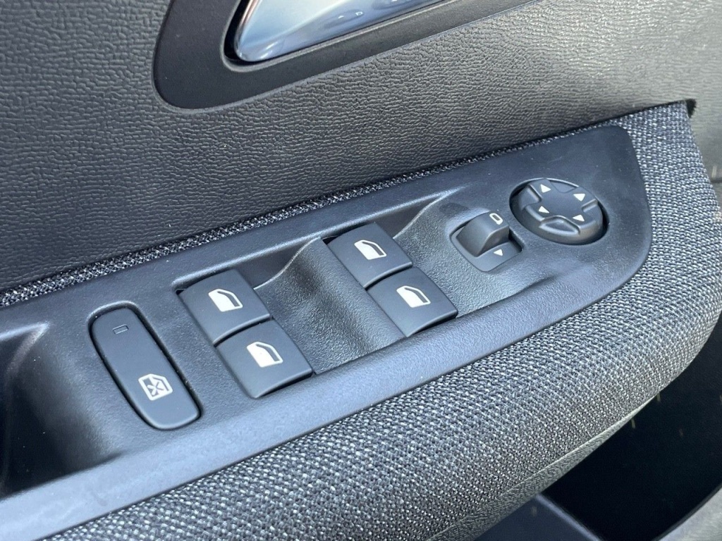 PEUGEOT 208 1.2 PURETECH 100CH STYLE - ref: 2-746105 - Photo 16
