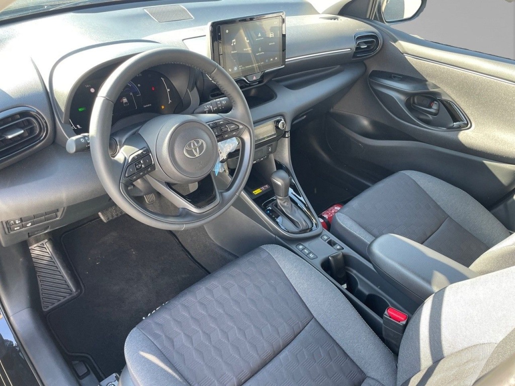 TOYOTA YARIS HYBRID 116CH E-CVT DESIGN - ref: 2-753915 - Photo 3