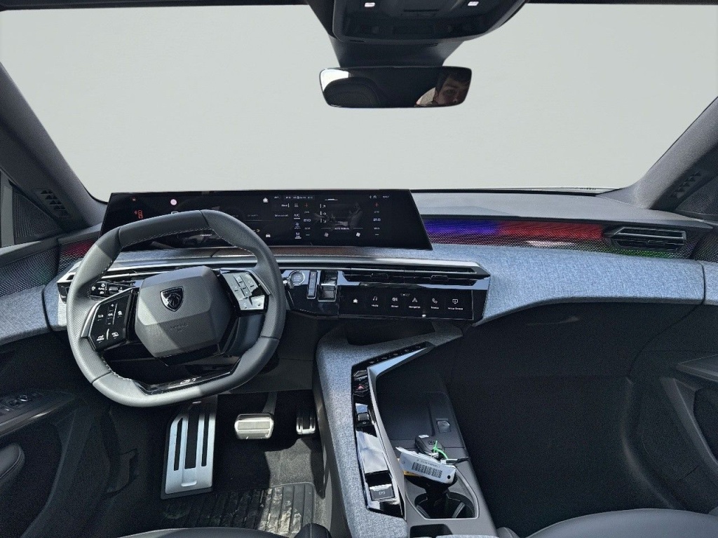 PEUGEOT 3008 1.2 HYBRID 145CH E-DCS6 GT - ref: 2-754331 - Photo 4