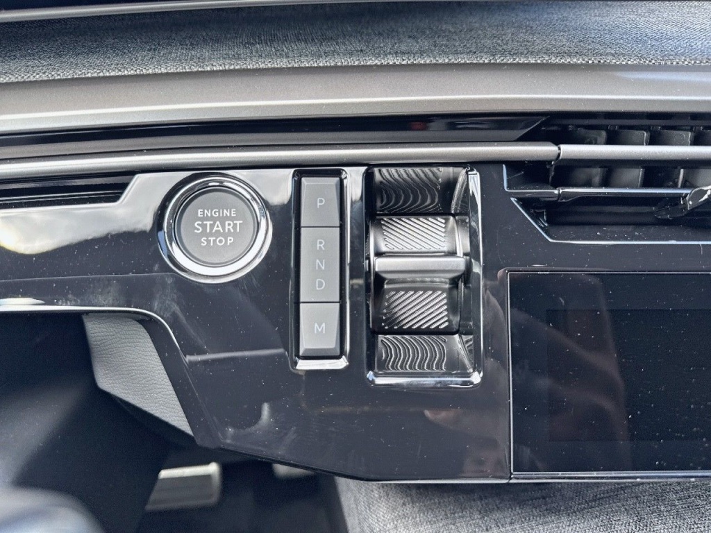PEUGEOT 5008 HYBRID 136CH E-DCS6 GT - ref: 2-754333 - Photo 6