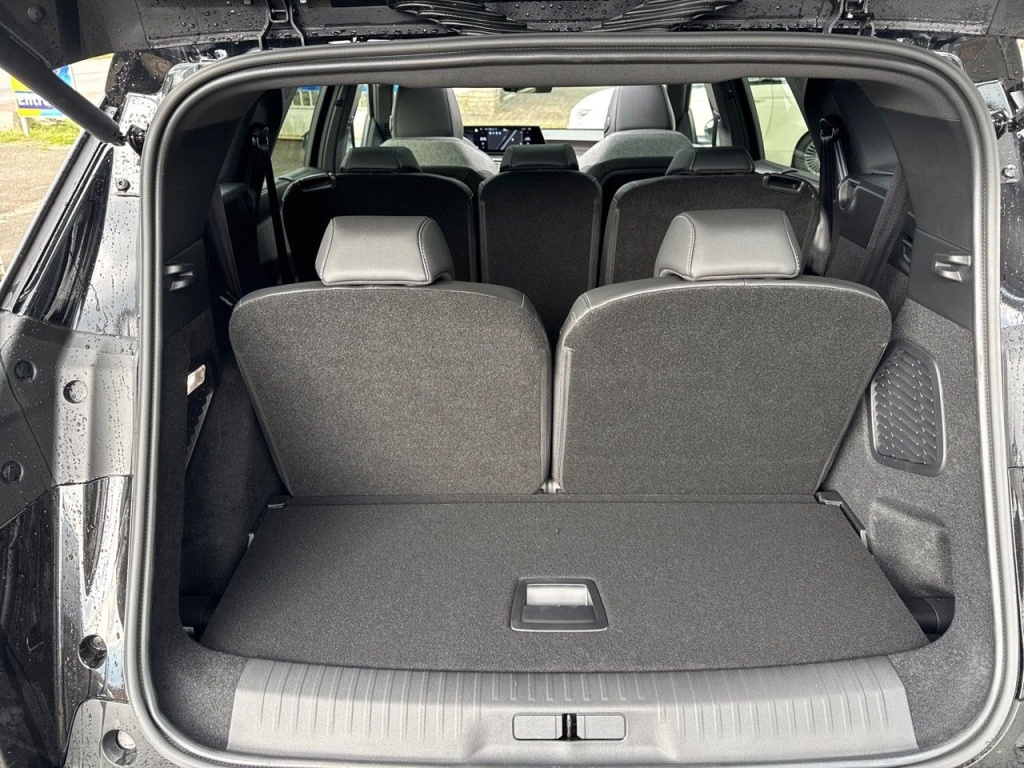 PEUGEOT 5008 HYBRID 136CH E-DCS6 GT - ref: 2-754425 - Photo 2