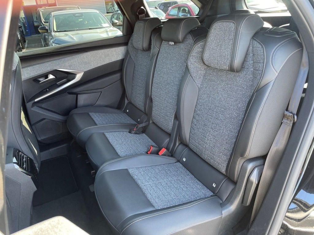 PEUGEOT 5008 HYBRID 136CH E-DCS6 ALLURE - ref: 2-755203 - Photo 8