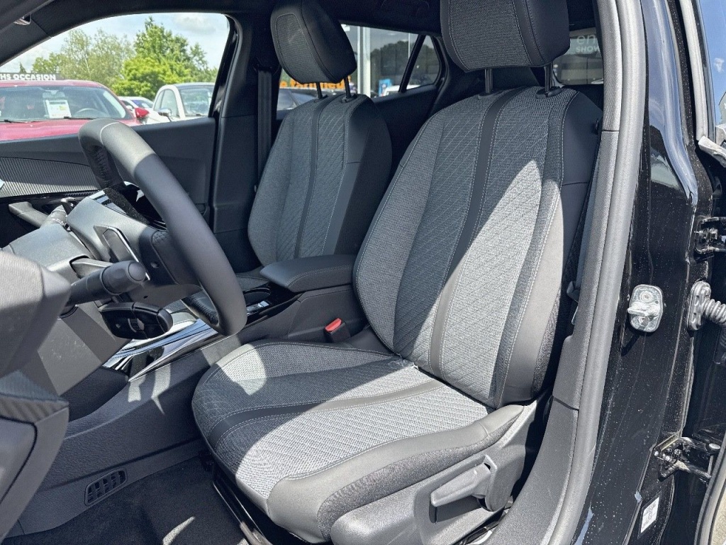 PEUGEOT 2008 HYBRID 136CH E-DCS6 ALLURE - ref: 2-755272 - Photo 7