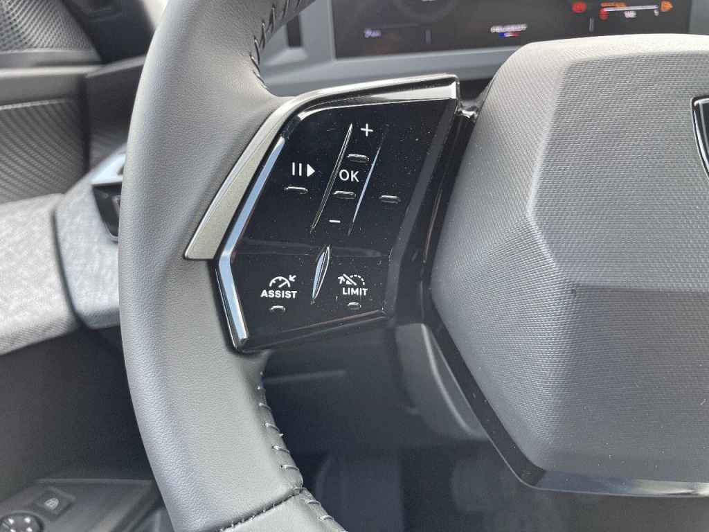 PEUGEOT 3008 HYBRID 136CH E-DCS6 ALLURE - ref: 2-755444 - Photo 11