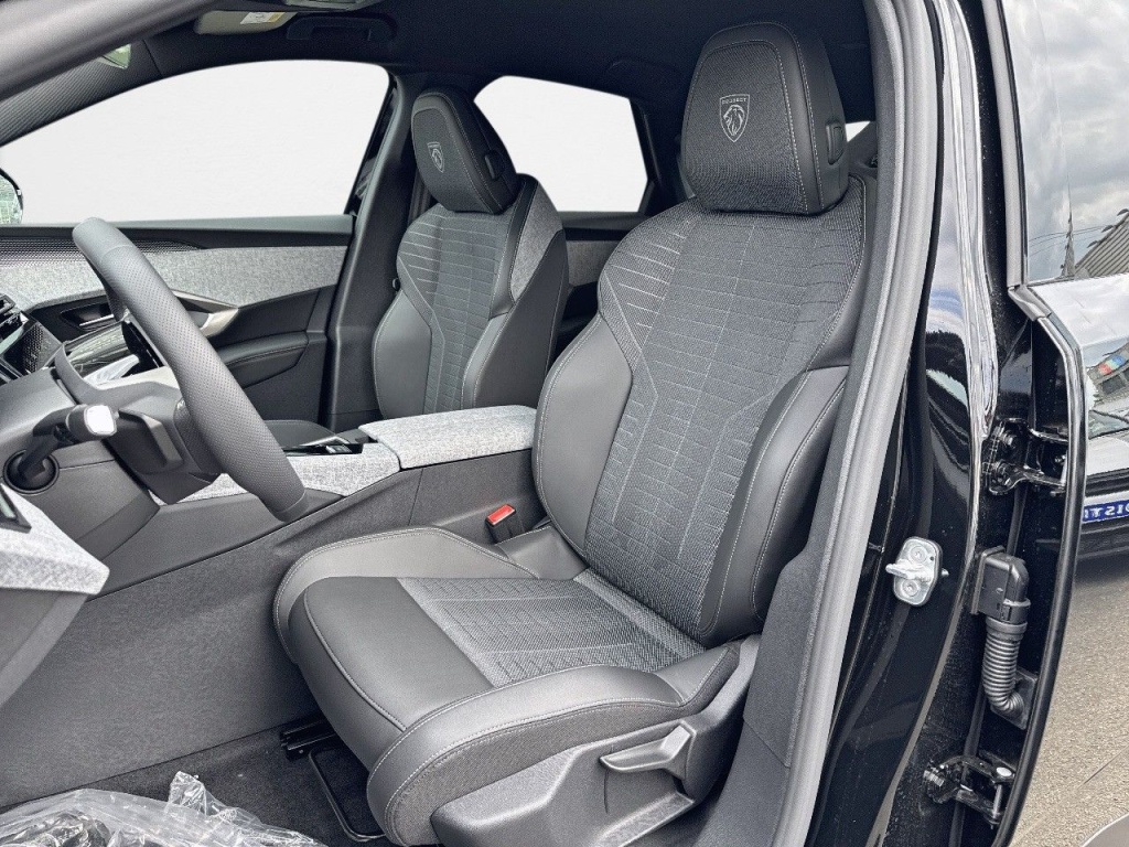 PEUGEOT 3008 HYBRID 136CH E-DCS6 GT - ref: 2-755451 - Photo 7