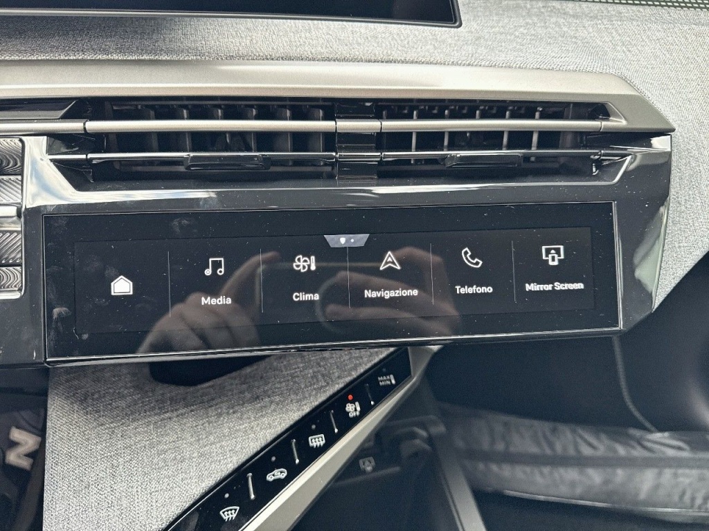 PEUGEOT 3008 HYBRID 136CH E-DCS6 GT - ref: 2-755451 - Photo 9