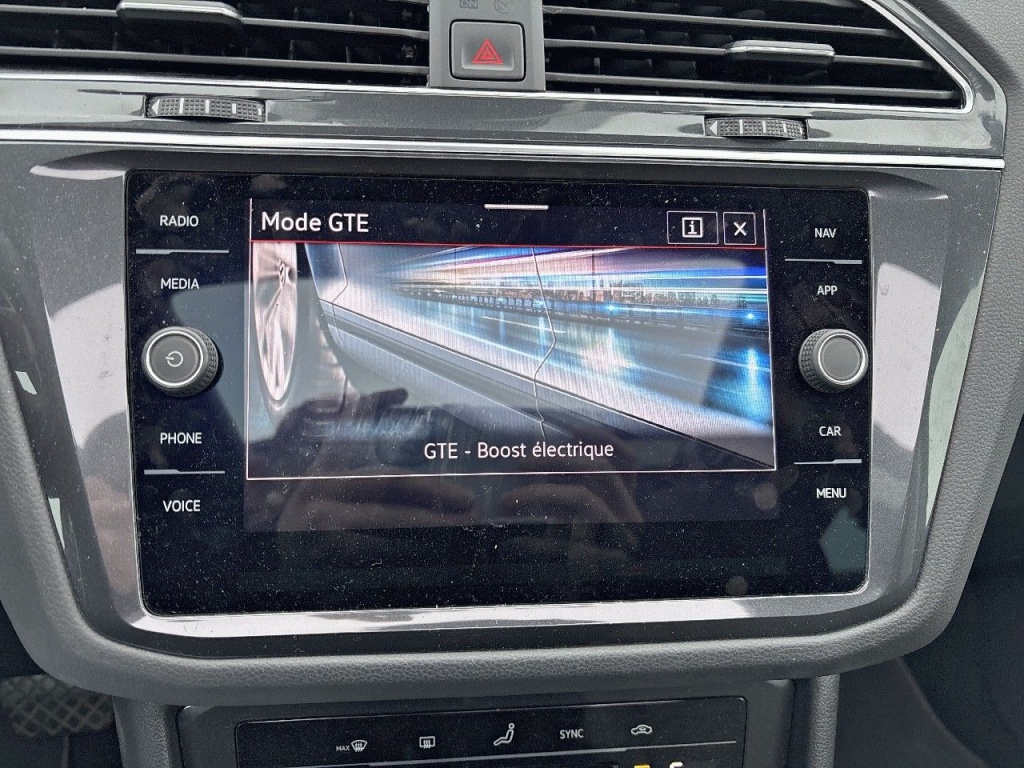 VOLKSWAGEN Tiguan 1.4 E-HYBRID 245CH DSG6 ELEGANCE - ref: 2-756214 - Photo 10