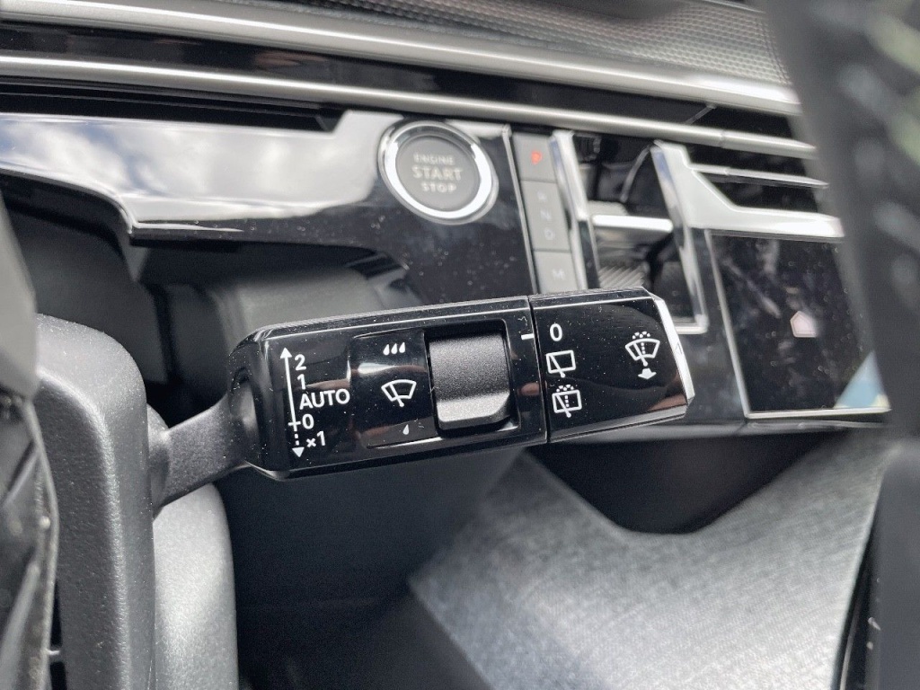PEUGEOT 5008 HYBRID 136CH  E-DCS6 GT - ref: 2-758356 - Photo 14