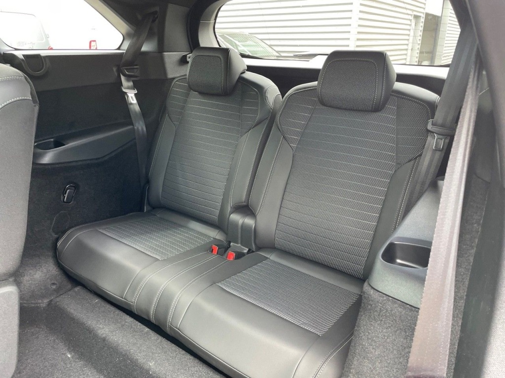 PEUGEOT 5008 HYBRID 136CH  E-DCS6 GT - ref: 2-758356 - Photo 9