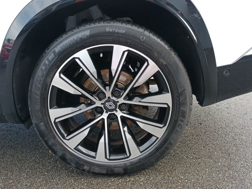 RENAULT Austral 1.2 E-TECH HYBRID 200CH BVA6 TECHNO - ref: 2-766225 - Photo 19