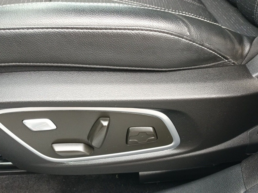 RENAULT Austral 1.2 E-TECH HYBRID 200CH BVA6 TECHNO - ref: 2-766225 - Photo 8