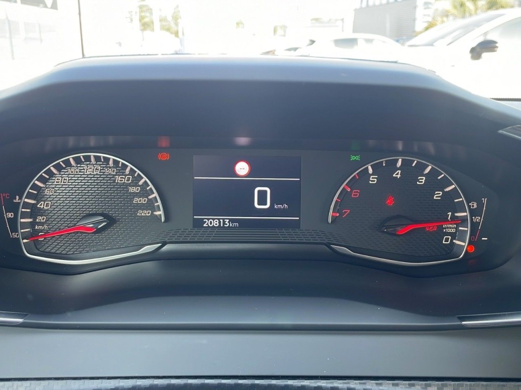 PEUGEOT 208 1.2 PURETECH 100CH ACTIVE - ref: 2-766228 - Photo 9