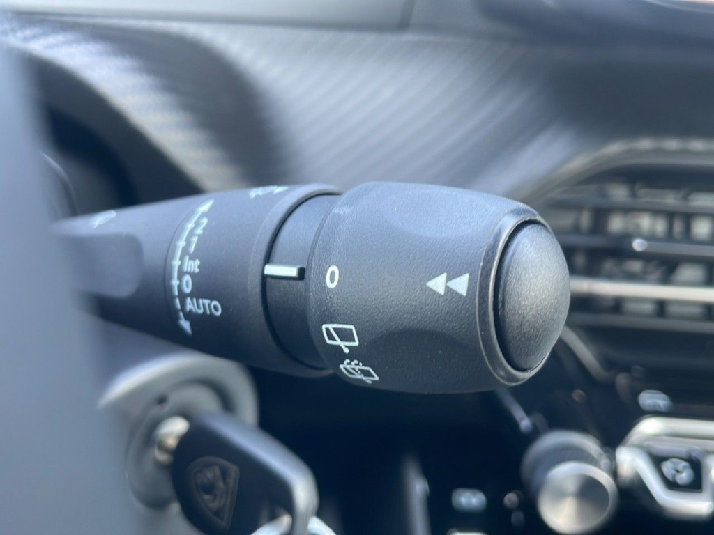 PEUGEOT 2008 HYBRID 136CH E-DCS6 ALLURE - ref: 2-766229 - Photo 10