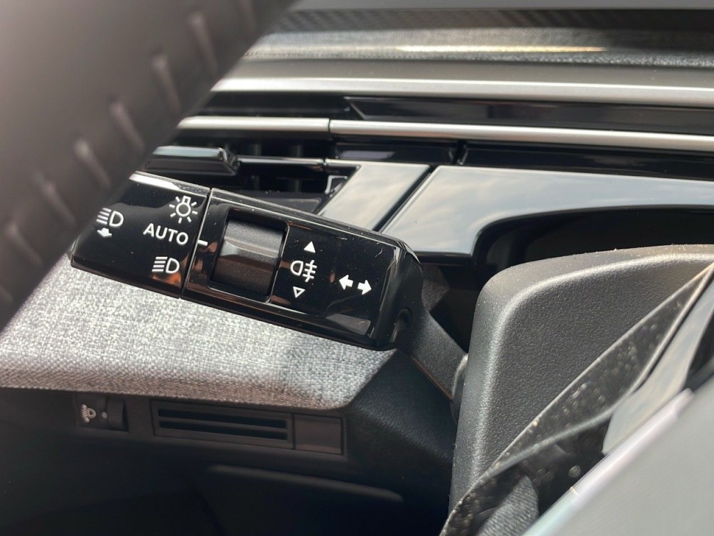PEUGEOT 3008 HYBRID 136CH E-DCS6 ALLURE - ref: 2-766265 - Photo 11