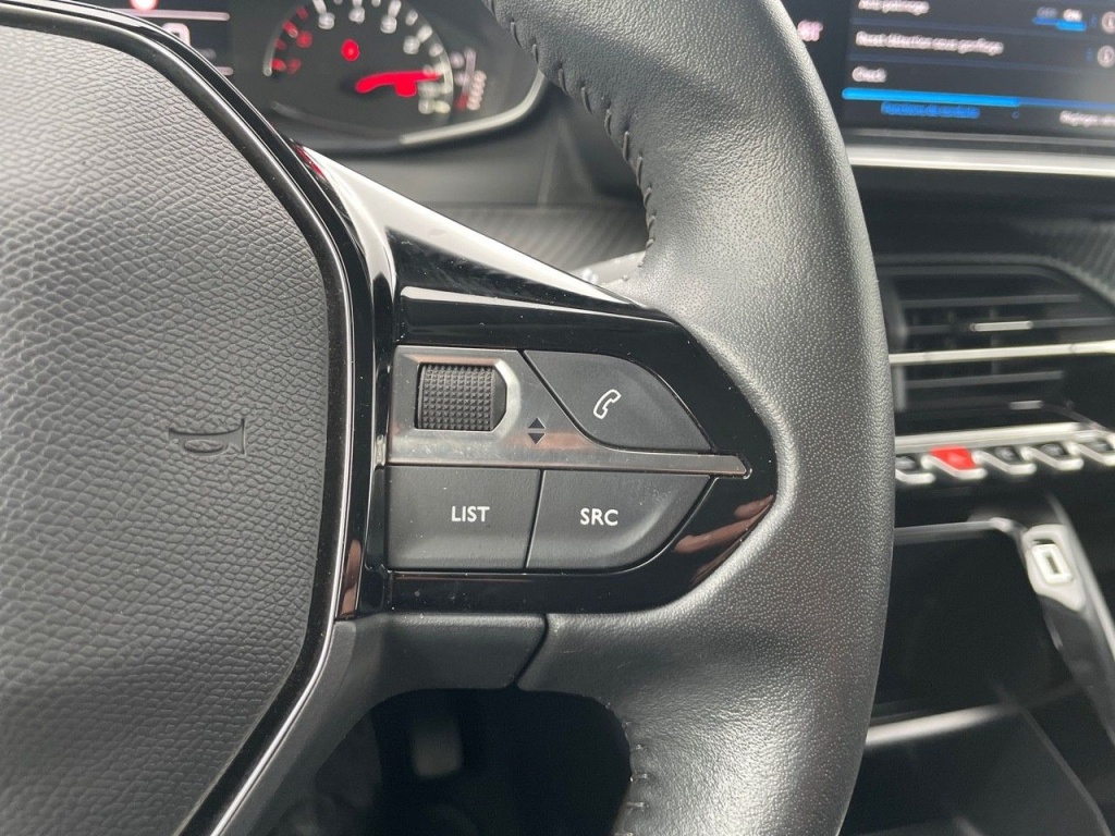 PEUGEOT 208 1.2 PURETECH 100CH STYLE - ref: 2-766858 - Photo 14