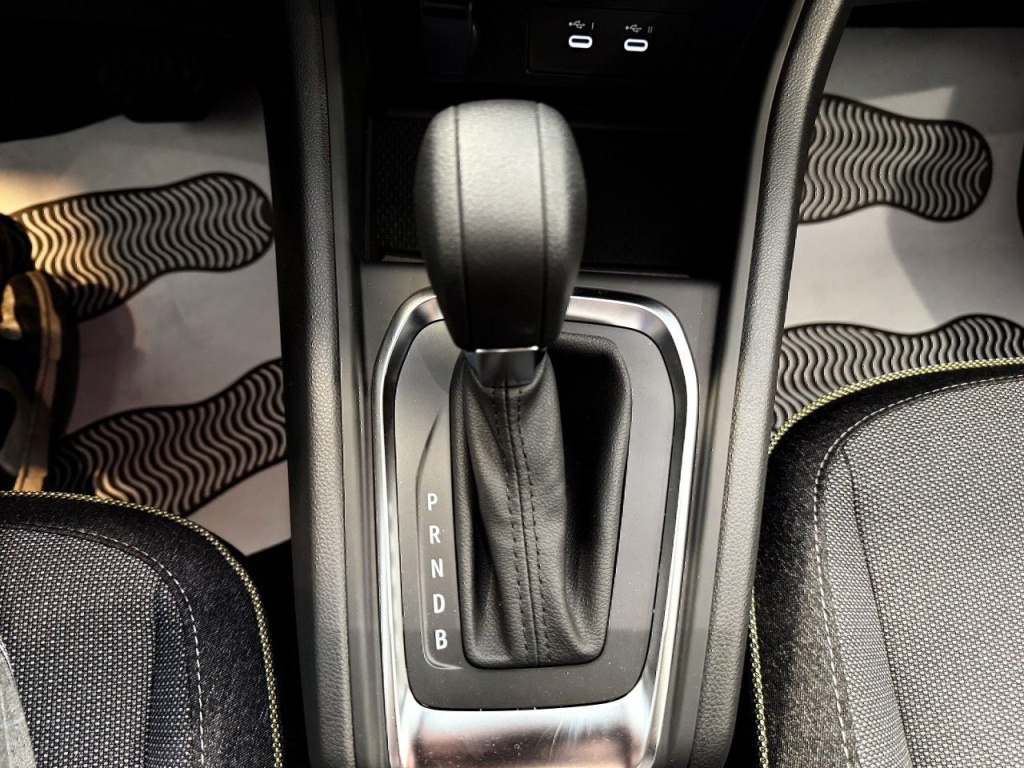 RENAULT Captur 1.6 E-TECH FULL HYBRID 145CH TECHNO - ref: 2-768801 - Photo 7