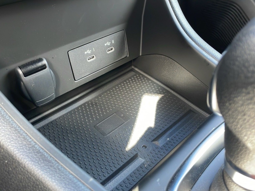 RENAULT Captur 1.6 E-TECH FULL HYBRID 145CH TECHNO - ref: 2-769491 - Photo 17