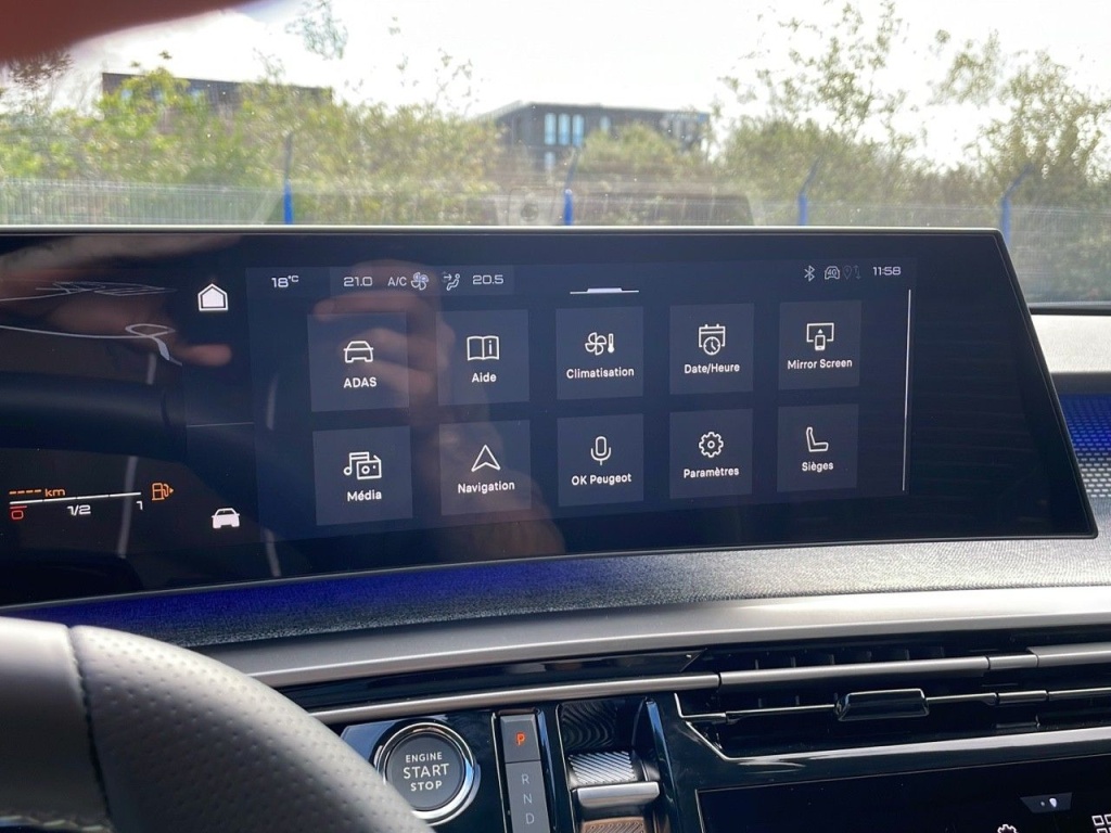 PEUGEOT 3008 1.2 HYBRID 136CH E-DCS6 GT - ref: 2-770970 - Photo 19