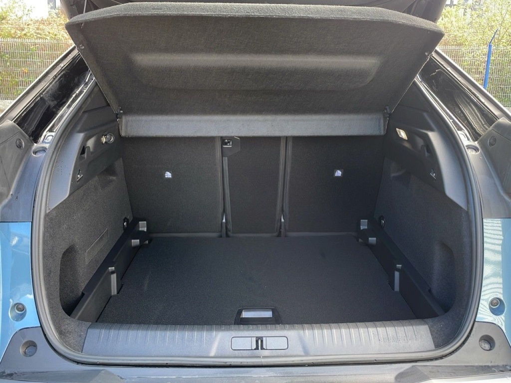 PEUGEOT 3008 1.2 HYBRID 136CH E-DCS6 GT - ref: 2-770970 - Photo 2