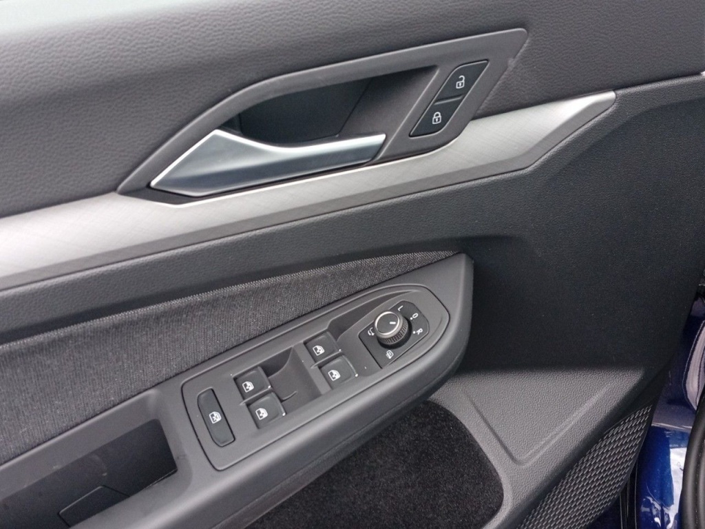 VOLKSWAGEN Golf VIII 1.0 ETSI 110CH DSG LIFE - ref: 2-771457 - Photo 8