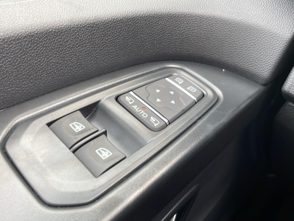 RENAULT Trafic L2H1 2.0DCI 170CH AT9 ENERGY EXTRA - ref: 2-773111 - Photo 17