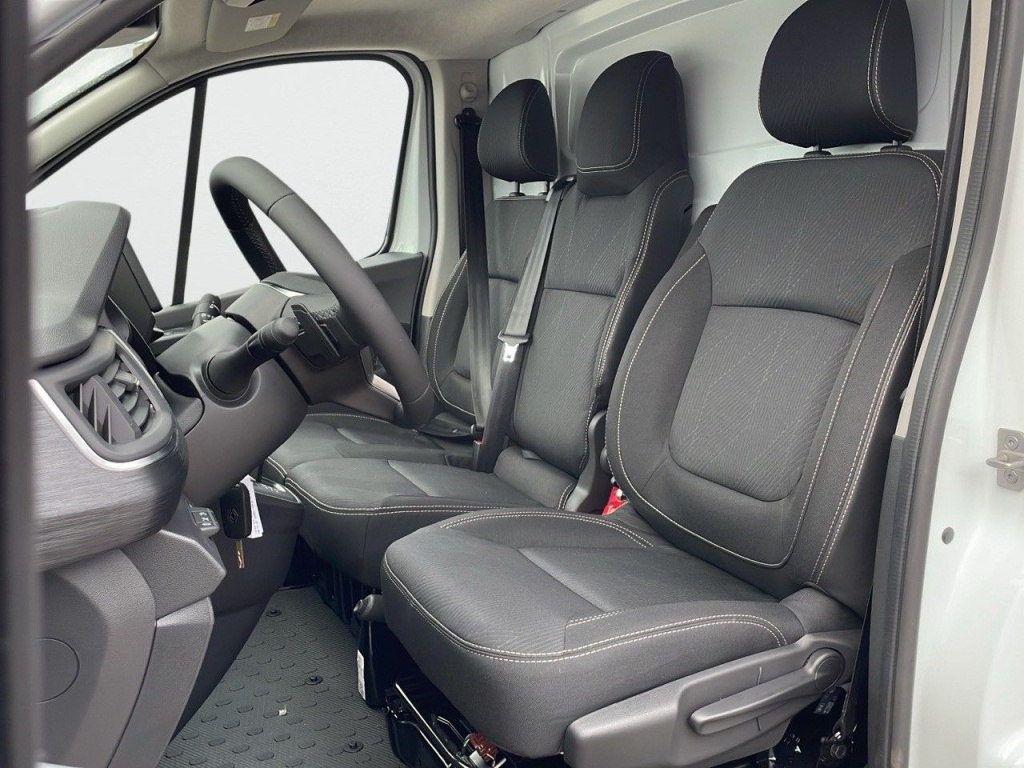 RENAULT Trafic L2H1 2.0DCI 170CH AT9 ENERGY EXTRA - ref: 2-773111 - Photo 7