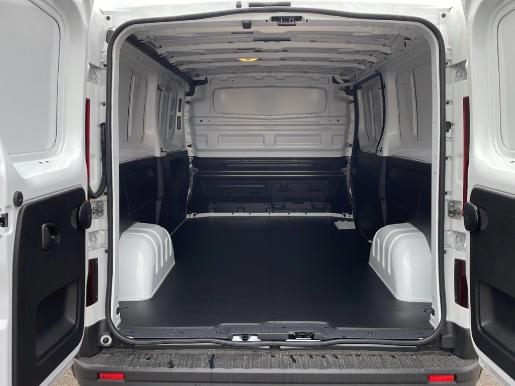 RENAULT Trafic L2H1 2.0DCI 170CH AT9 ENERGY EXTRA - ref: 2-773112 - Photo 2