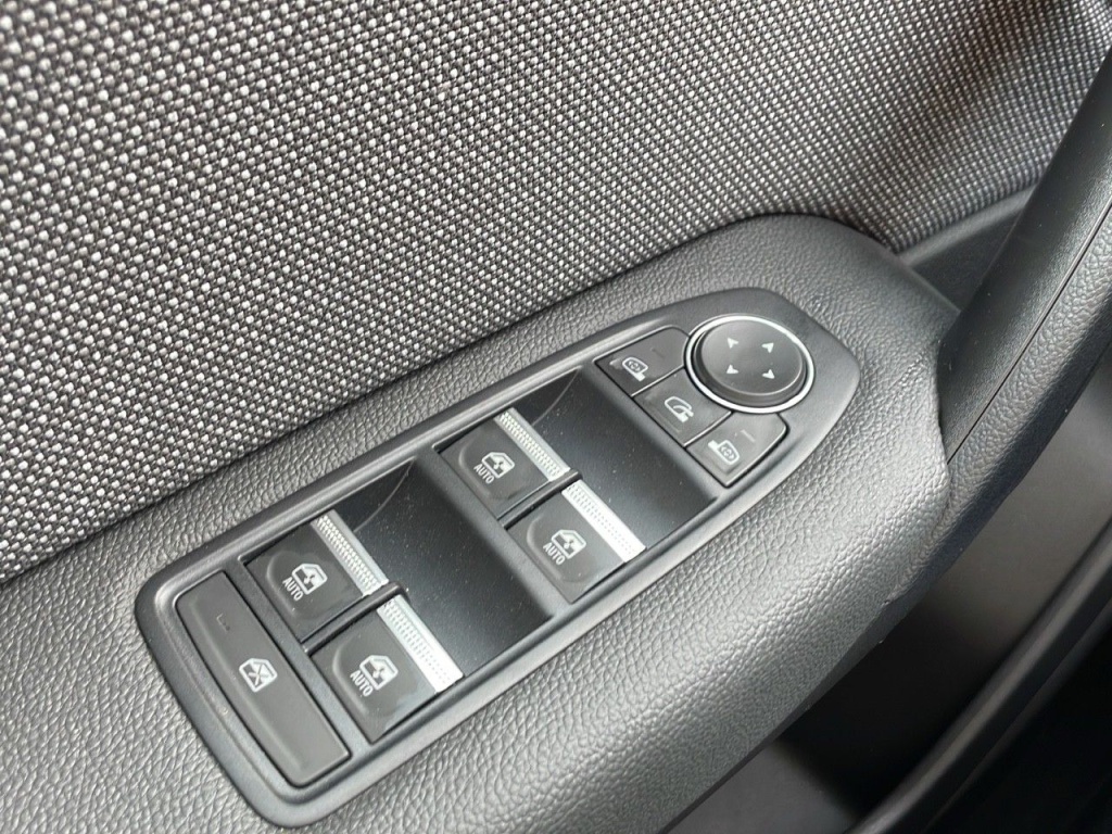 RENAULT Captur E-TECH F.HYBRID 145CH TECHNO - ref: 2-775303 - Photo 16