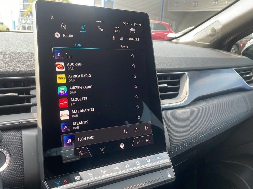 RENAULT Captur E-TECH F.HYBRID 145CH ESPRIT ALPINE - ref: 2-775330 - Photo 19