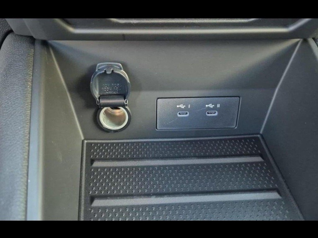 RENAULT Captur E-TECH F.HYBRID 145CH TECHNO - ref: 2-777170 - Photo 2