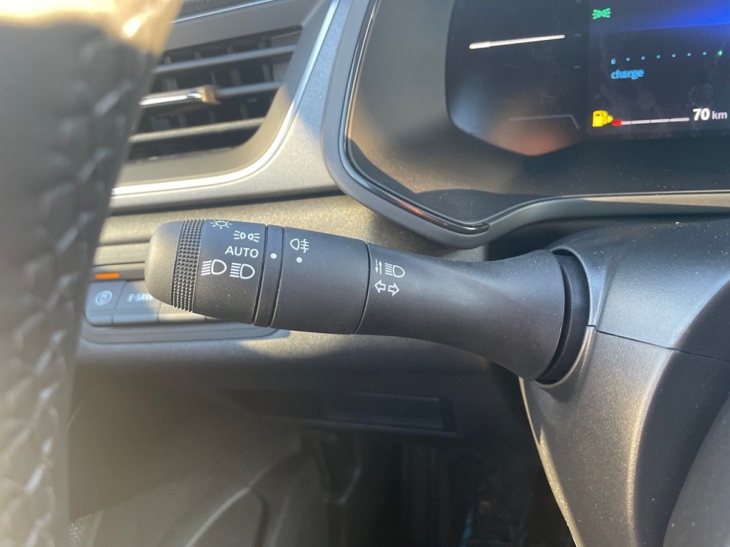 RENAULT Captur 1.6 E-TECH FULL HYBRID 145CH TECHNO - ref: 2-778305 - Photo 11