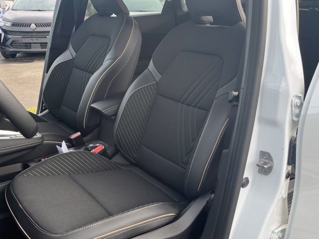 RENAULT Symbioz 1.6 E-TECH FULL HYBRID 145CH ICONIC - ref: 2-781138 - Photo 7