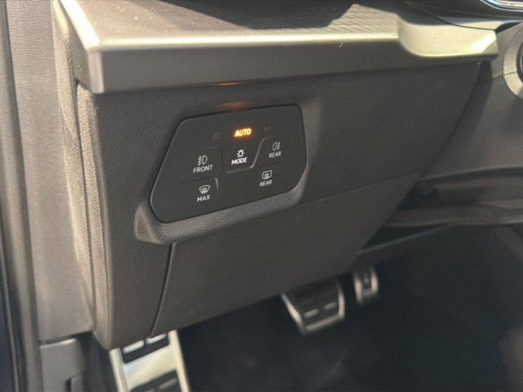 CUPRA Leon Sportstourer 1.5 eTSI 150CH DSG7 - ref: 2-782174 - Photo 10