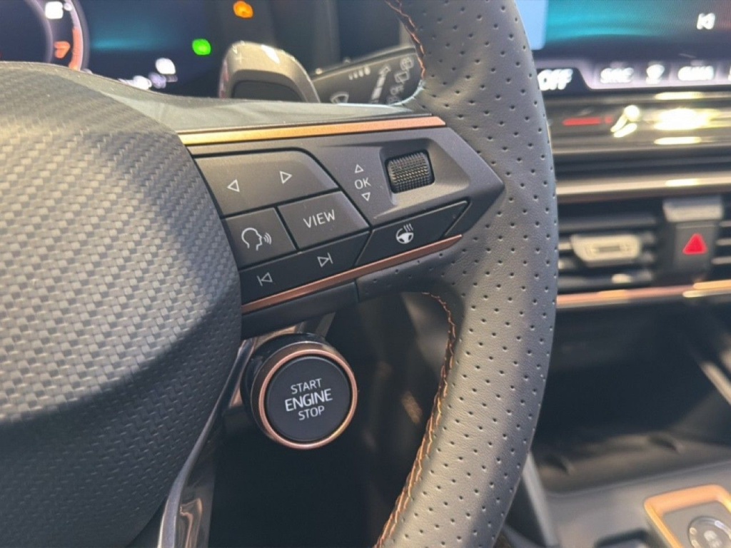 CUPRA Leon Sportstourer 1.5 eTSI 150CH DSG7 - ref: 2-782174 - Photo 13