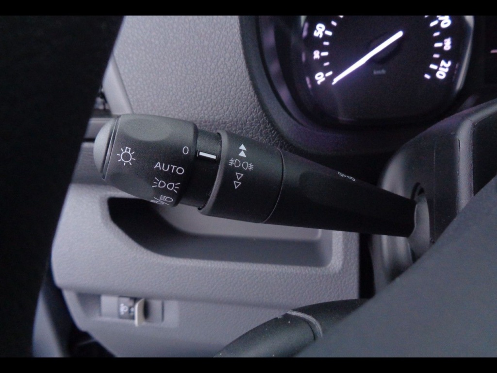 PEUGEOT Expert STANDARD 1.5BLUEHDI 120S&S PREMIUM - ref: 2-782662 - Photo 3