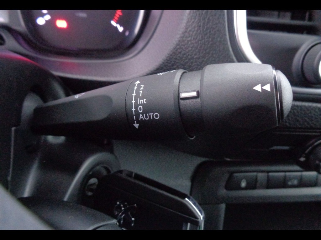 PEUGEOT Expert STANDARD 1.5BLUEHDI 120S&S PREMIUM - ref: 2-782662 - Photo 4