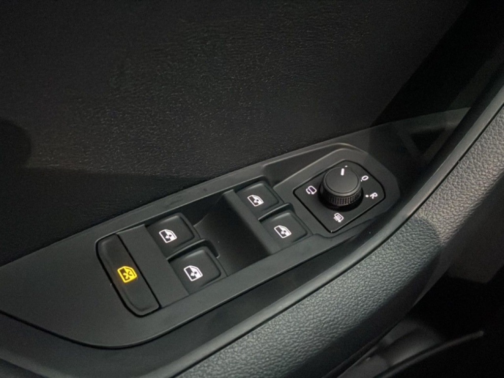 SKODA Karoq 1.5 TSI 150CH DSG7 SPORTLINE - ref: 2-788160 - Photo 19