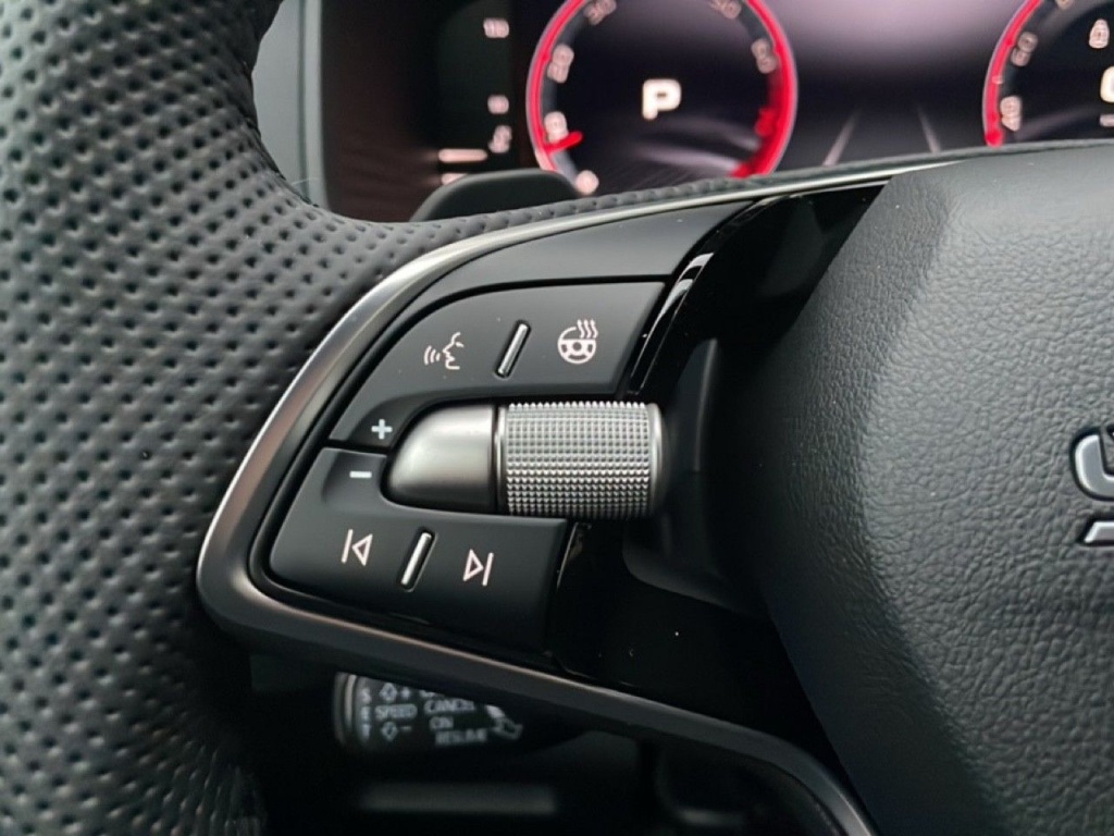 SKODA Karoq 1.5 TSI 150CH DSG7 SPORTLINE - ref: 2-788183 - Photo 16