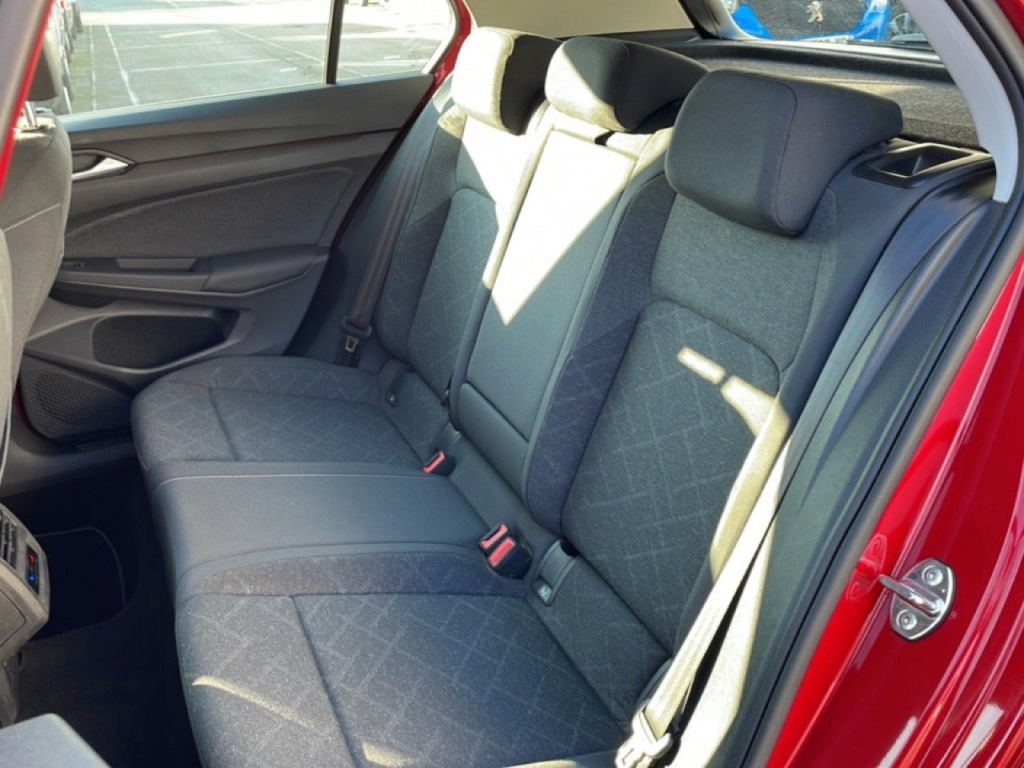 VOLKSWAGEN Golf VIII 1.0 eTSI 110CH DSG7 LIFE BUSINESS - ref: 2-789599 - Photo 8