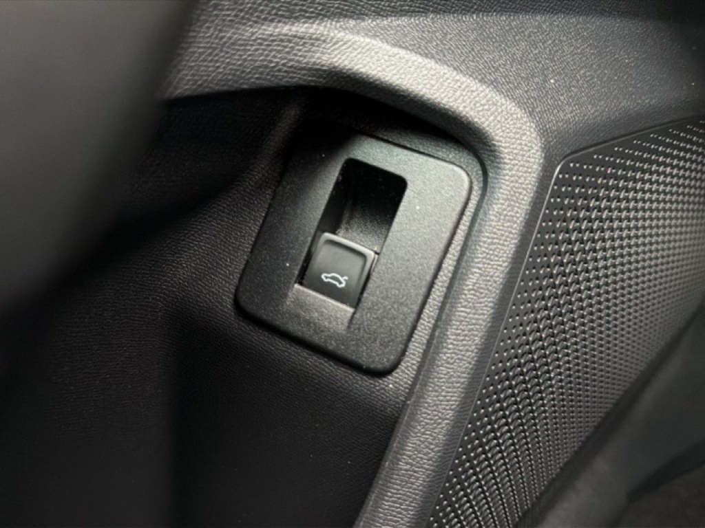 CUPRA Formentor 1.5 eTSI 150CH DSG7 - ref: 2-790076 - Photo 18