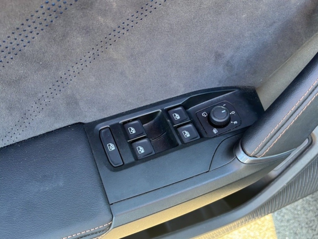 CUPRA Formentor 1.5 eTSI 150CH DSG7 - ref: 2-790293 - Photo 11