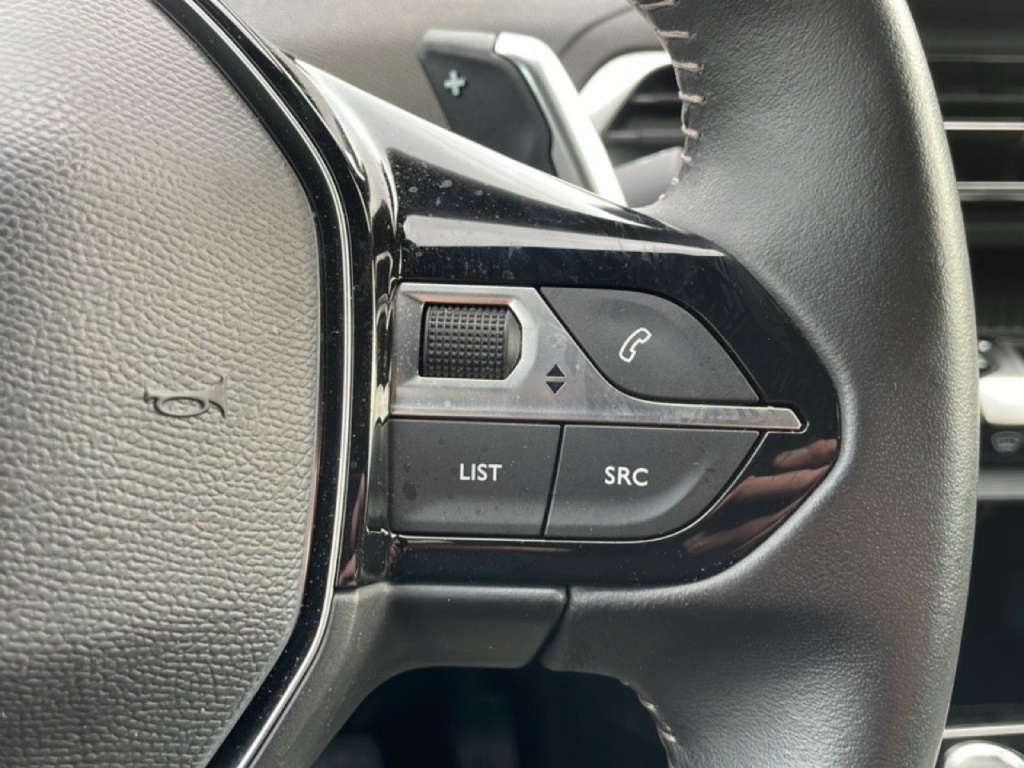 PEUGEOT 3008 1.6 HYBRID 180CH e-EAT8 ALLURE PACK - ref: 2-791700 - Photo 17