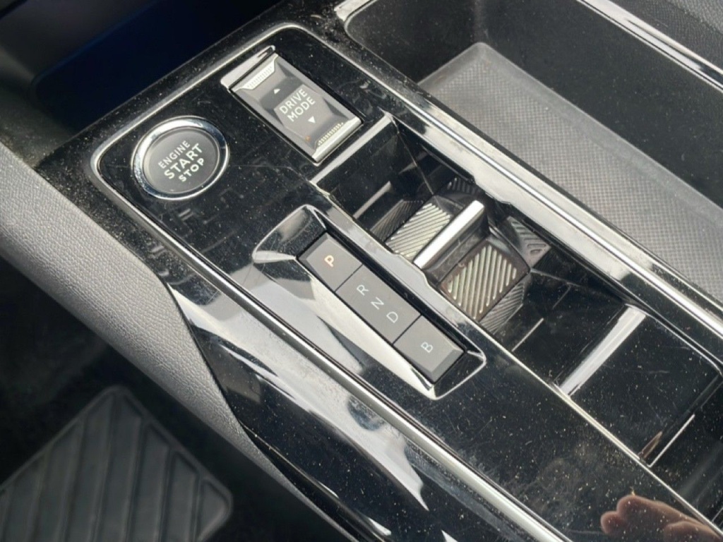 PEUGEOT 3008 1.6 HYBRID 180CH e-EAT8 ALLURE PACK - ref: 2-791700 - Photo 6