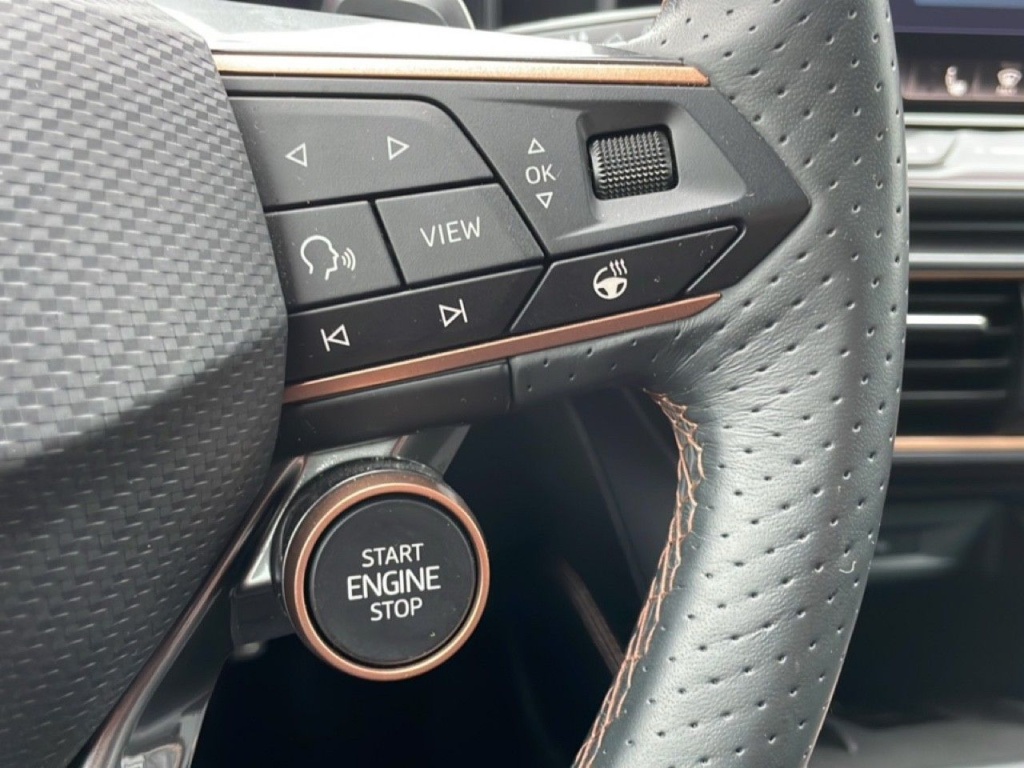 CUPRA Formentor 1.5 eTSI 150CH DSG7 - ref: 2-793252 - Photo 17