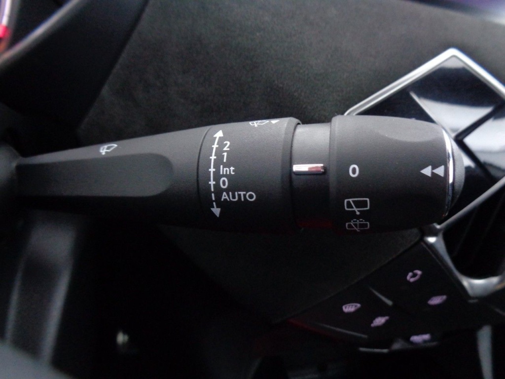 DS DS3 Crossback 1.5BLUEHDI 110 PERFORMANCE LINE - ref: 2-800032 - Photo 4