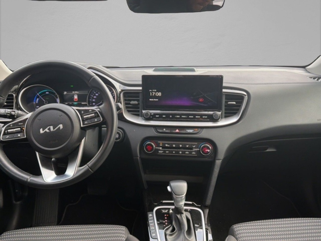 KIA Ceed SW 1.6 GDI PHEV 141CH DCT6 ACTIVE - ref: 2-800232 - Photo 4